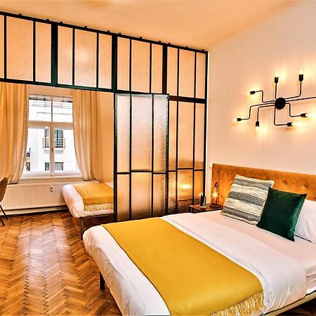 Camo Boutique Apartments Прага Екстер'єр фото
