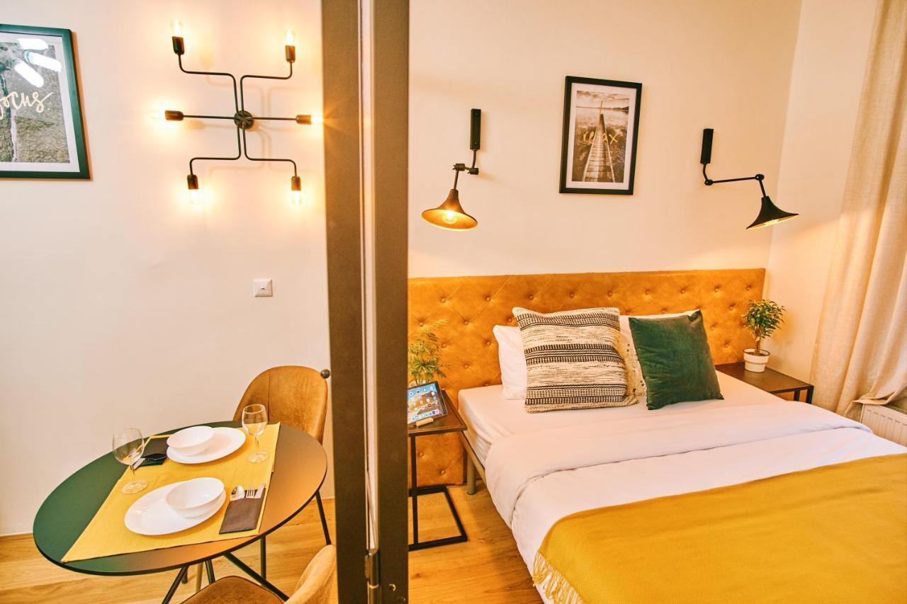 Camo Boutique Apartments Прага Екстер'єр фото